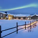 Elves Village 3* Köngäs