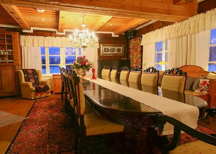 Elves Village Hotelli 3*